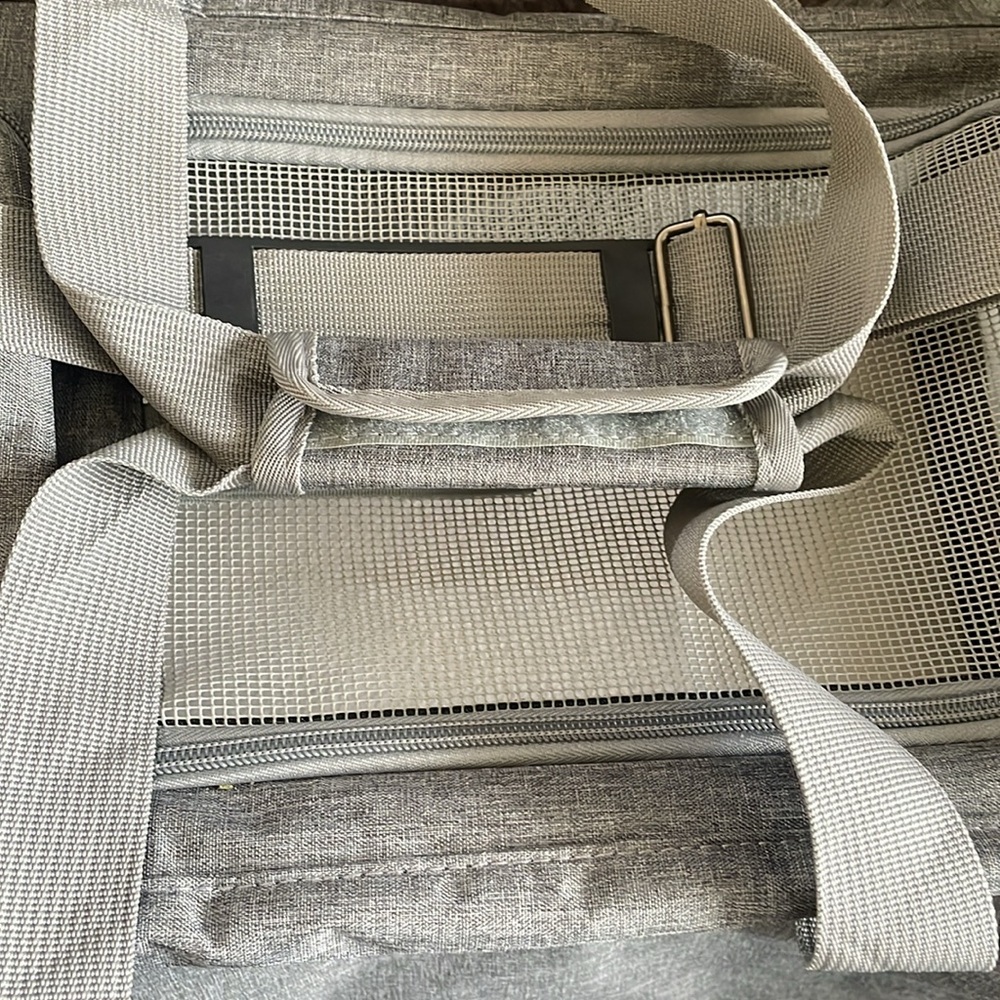EUC~Small Gray Pet Carrier With Multiple Openings/Removable Pad & Leash Holder - Picture 2 of 15